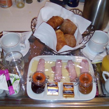Beatrice Bed & Breakfast Ver-sur-Mer Екстериор снимка