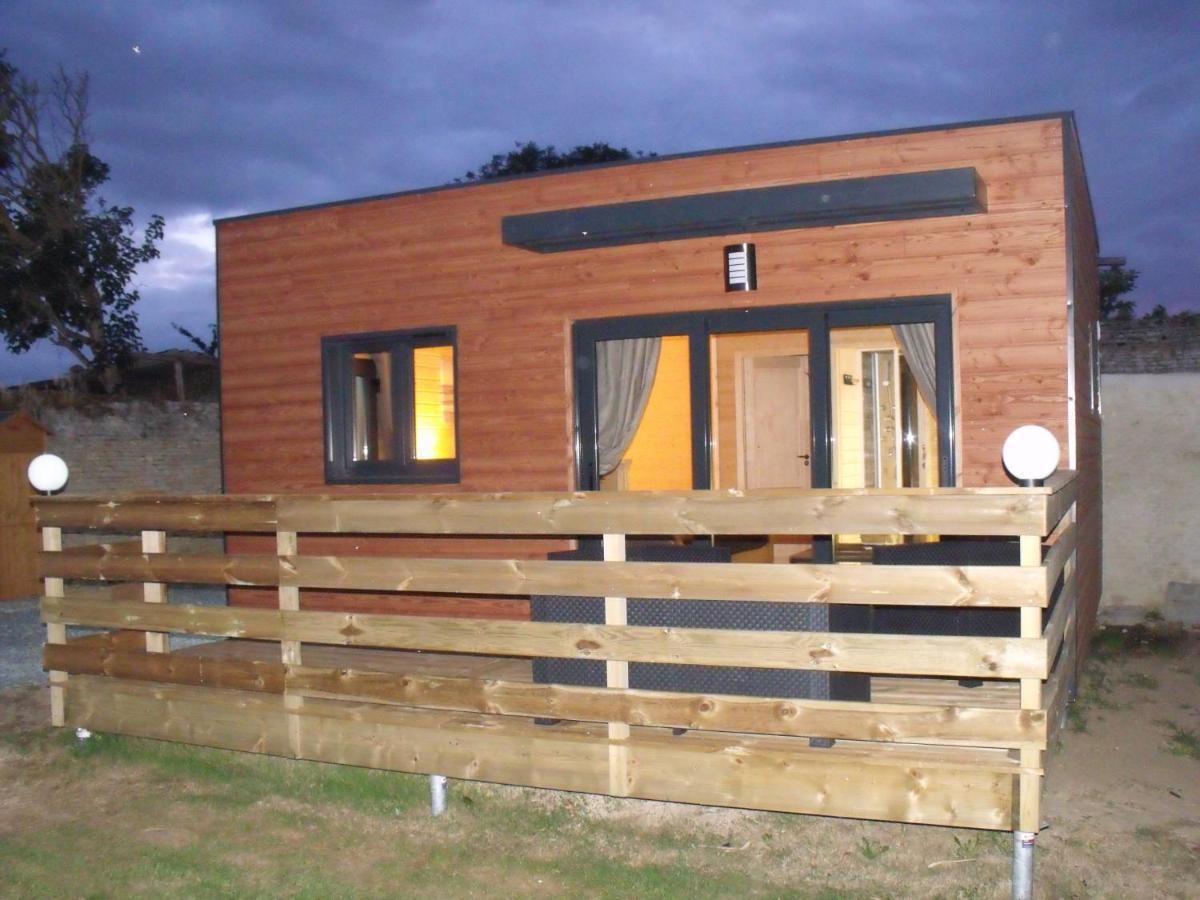 Beatrice Bed & Breakfast Ver-sur-Mer Екстериор снимка