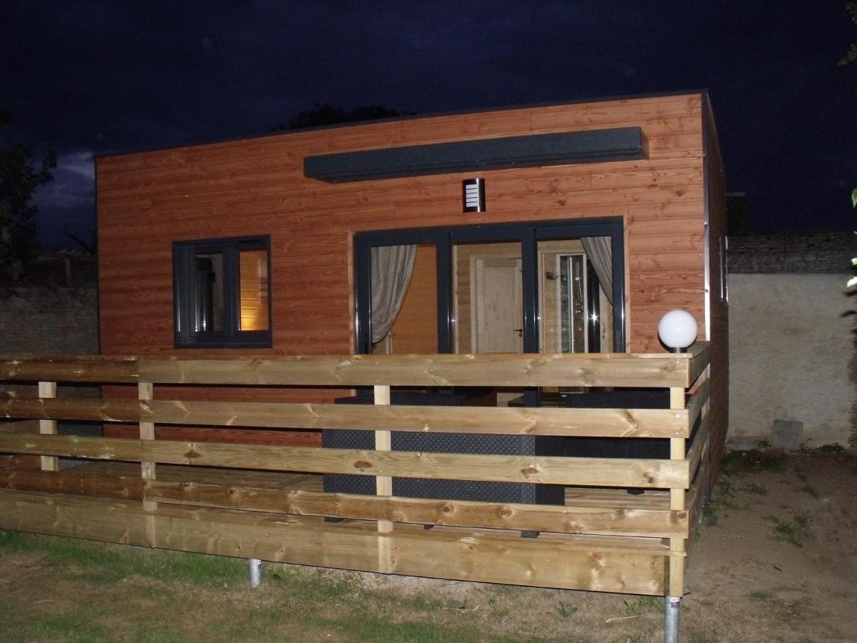 Beatrice Bed & Breakfast Ver-sur-Mer Екстериор снимка
