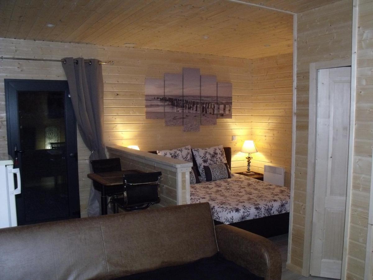Beatrice Bed & Breakfast Ver-sur-Mer Екстериор снимка